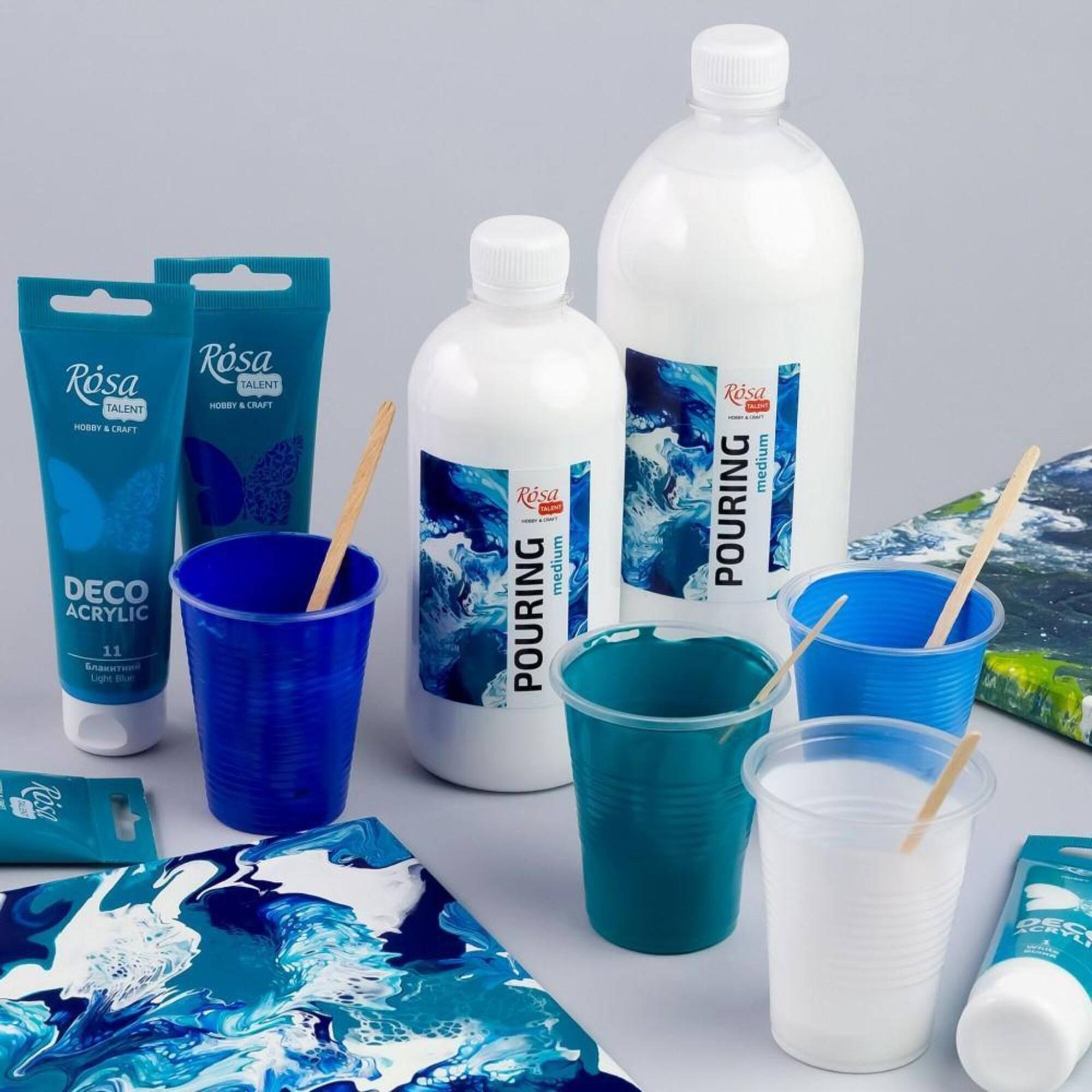 Rosa Talent 16.91oz. Pouring Medium for Acrylic Paints